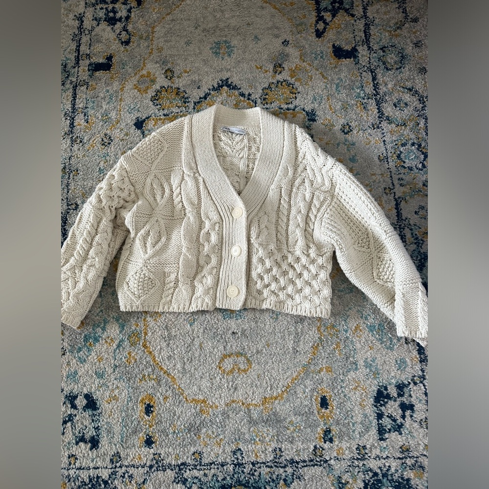 Knit sweater